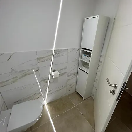 Modernes Haus 5 Min Vom بيت للعطل Waldsee (Rhineland-Palatinate)