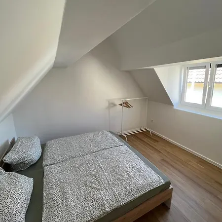 Modernes Haus 5 Min Vom